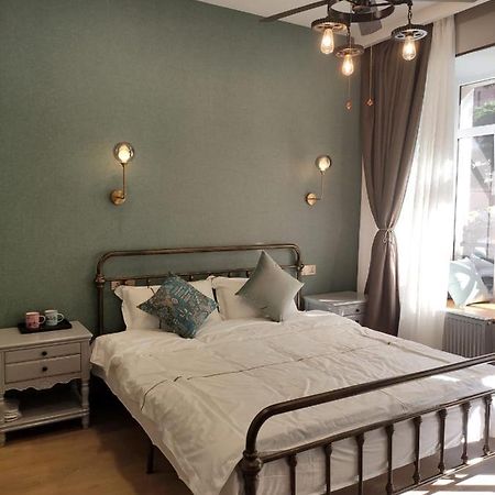 Qin Boutique Hotel Тбилиси Екстериор снимка