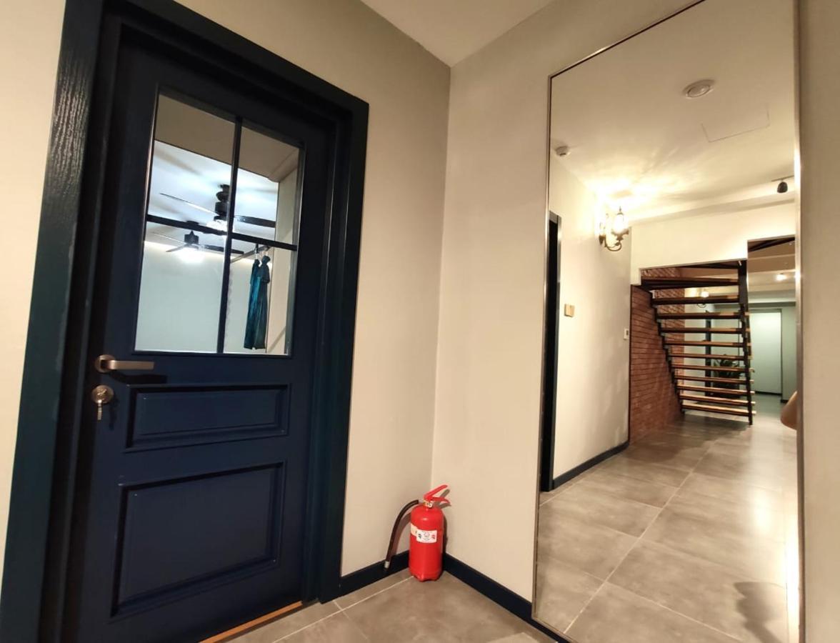 Qin Boutique Hotel Тбилиси Екстериор снимка