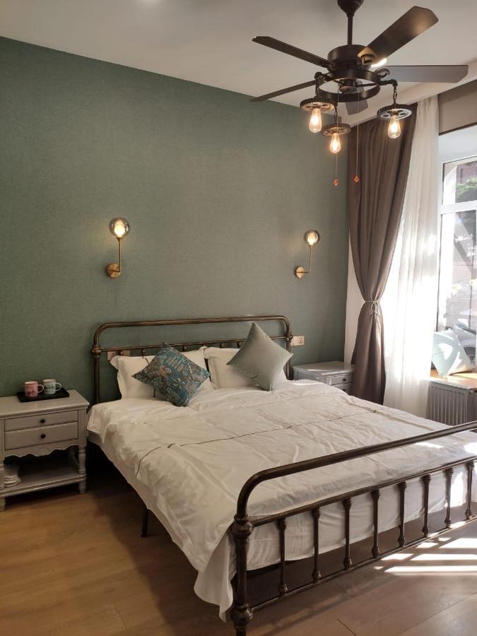 Qin Boutique Hotel Тбилиси Екстериор снимка