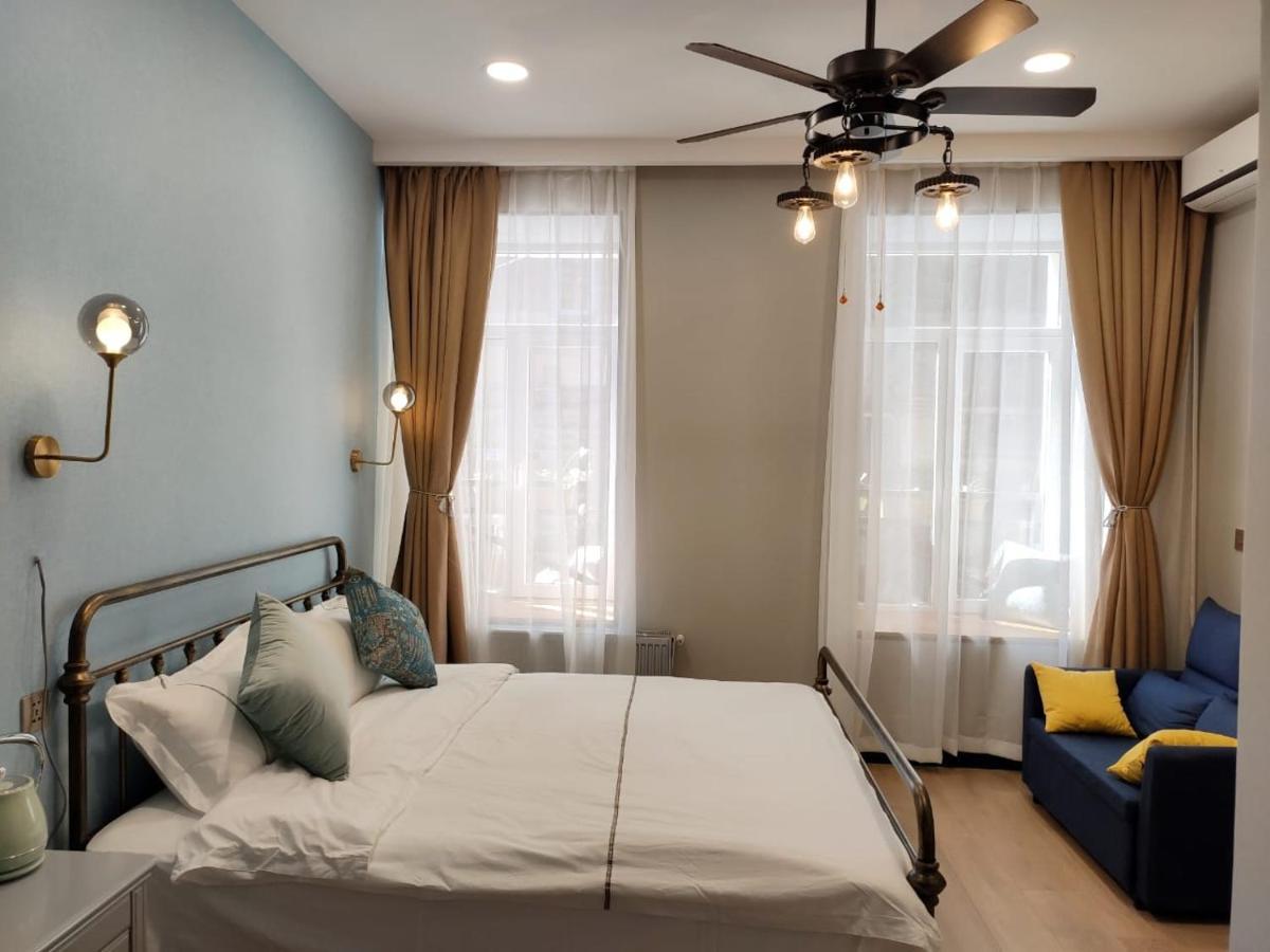 Qin Boutique Hotel Тбилиси Екстериор снимка
