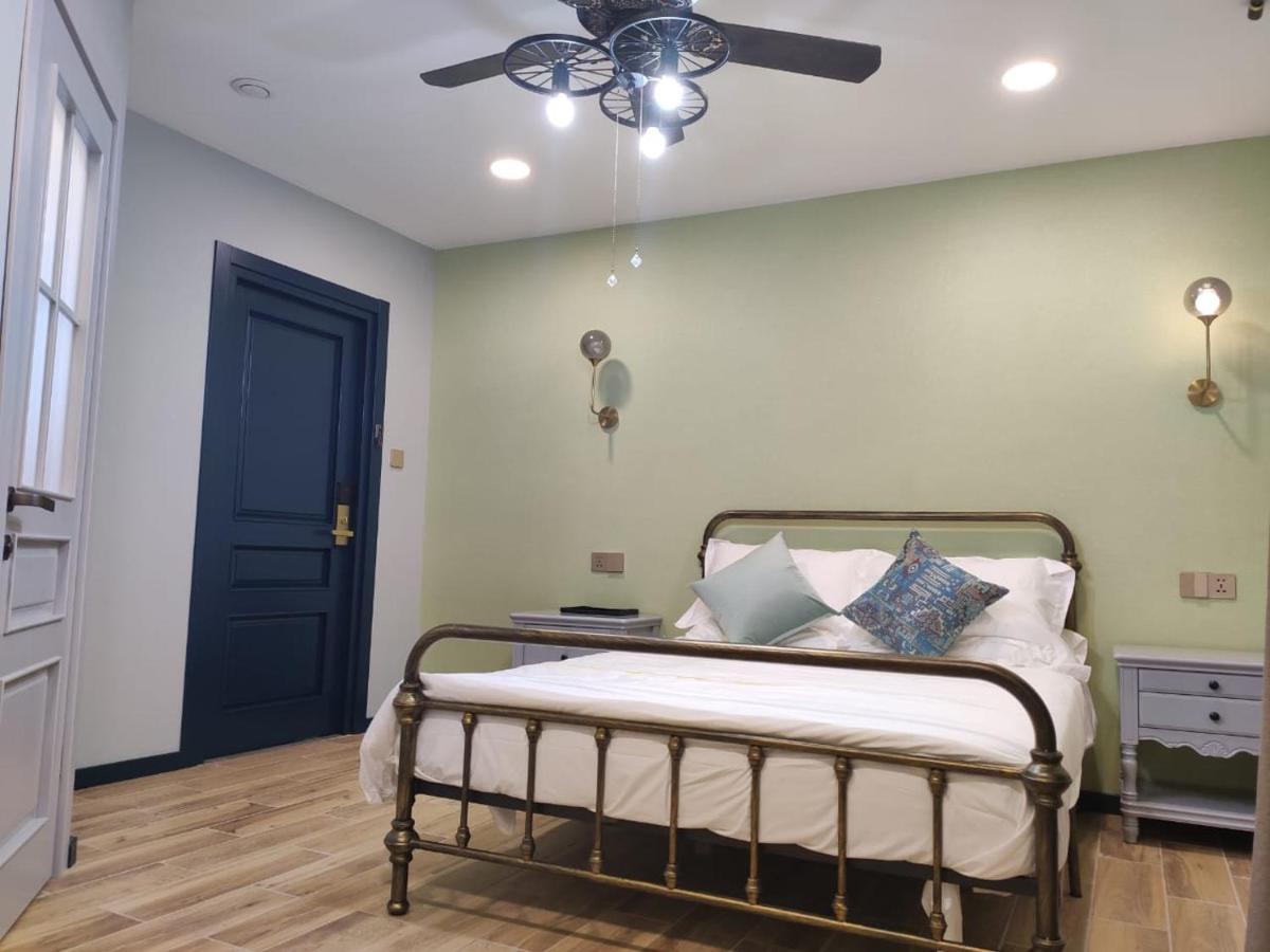 Qin Boutique Hotel Тбилиси Екстериор снимка